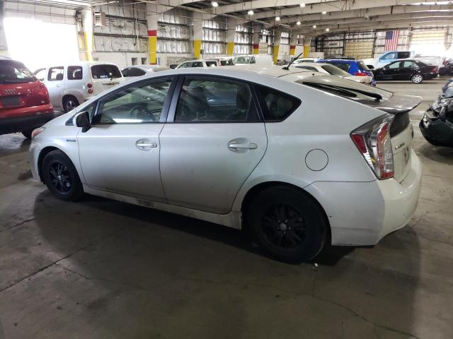 JTDKN3DU8F0416816 - 2015 TOYOTA PRIUS WHITE photo 2