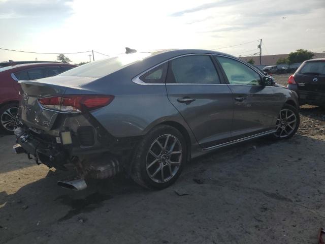 5NPE34AB2JH719548 - 2018 HYUNDAI SONATA SPORT ნაცრისფერი ფოტო 3