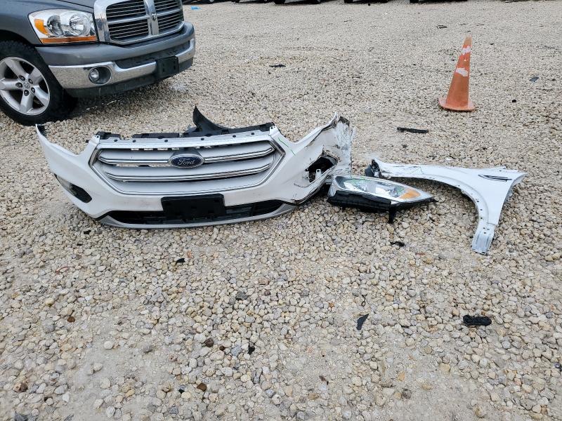 1FMCU9GD0KUB38403 - 2019 FORD ESCAPE SE Белый фото 13