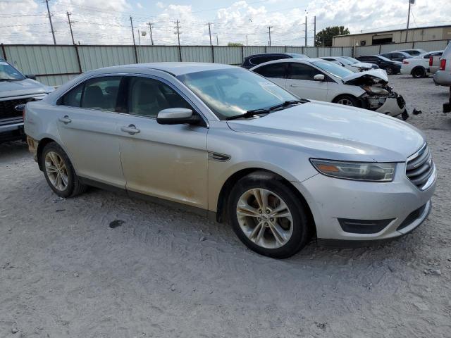 1FAHP2E86EG137554 - 2014 FORD TAURUS SEL SILVER photo 4