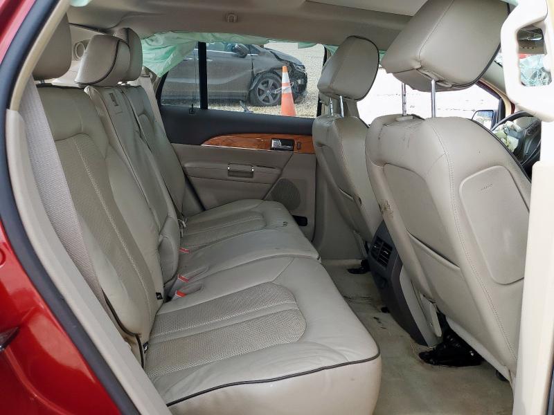 2LMDJ6JK3DBL41656 - 2013 LINCOLN MKX RED photo 11
