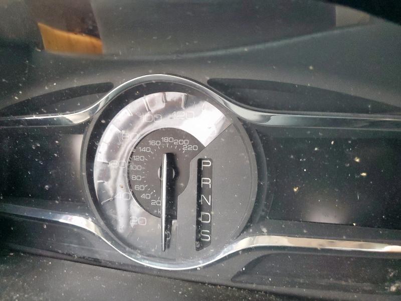 2LMDJ6JK3DBL41656 - 2013 LINCOLN MKX RED photo 9