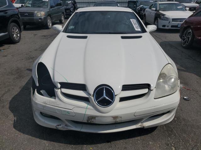 WDBWK56F45F074960 - 2005 MERCEDES-BENZ SLK 350 白色 照片 5