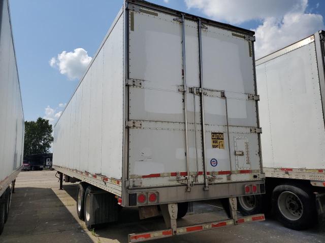 1UYVS2532BM114805 - 2011 UTILITY VS2RA WHITE photo 3