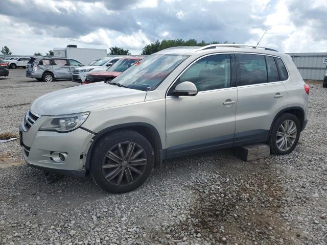2009 VOLKSWAGEN TIGUAN SE, 