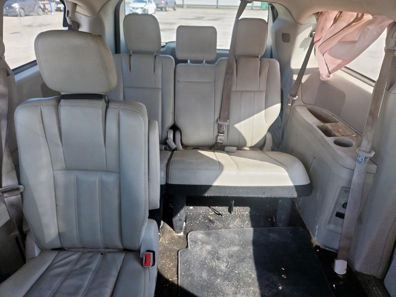 2C4RC1BG5DR555066 - 2013 CHRYSLER TOWN & COU TOURING 白色 照片 10