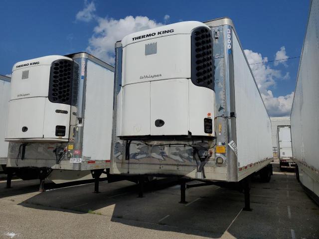 1UYVS2539BM114901 - 2011 UTILITY VS2RA თეთრი ფოტო 2