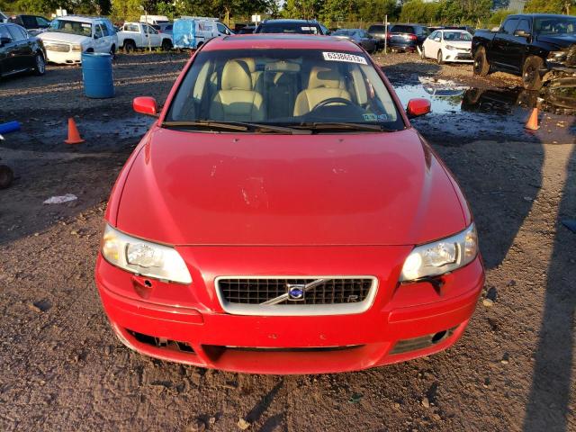 YV1RH527652454556 - 2005 VOLVO S60 R RED photo 5