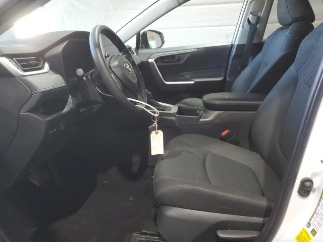 2T3G1RFV3RW473841 - 2024 TOYOTA RAV4 LE 白色 照片 7