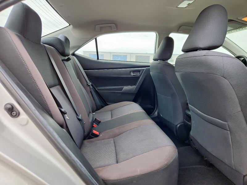 5YFBURHE2KP887031 - 2019 TOYOTA COROLLA L 银色 照片 10