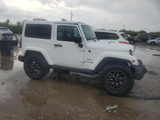 1C4GJWBG5JL832765 - 2018 JEEP WRANGLER SAHARA WHITE photo 4