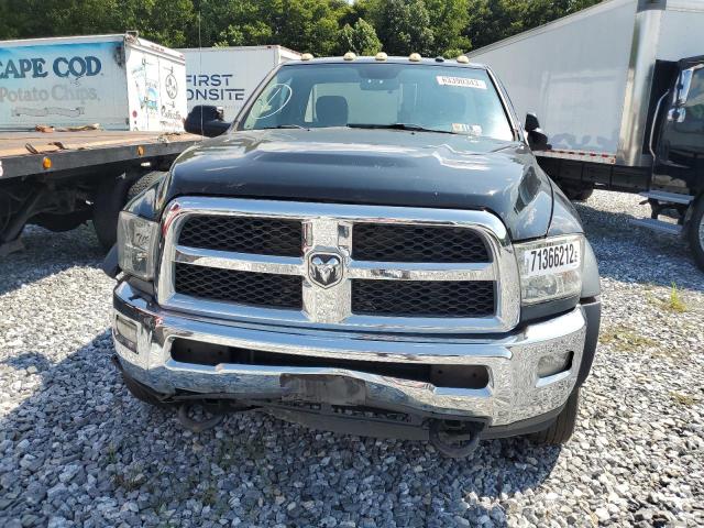 3C7WRMDL1FG607799 - 2015 RAM 5500 BLACK photo 5