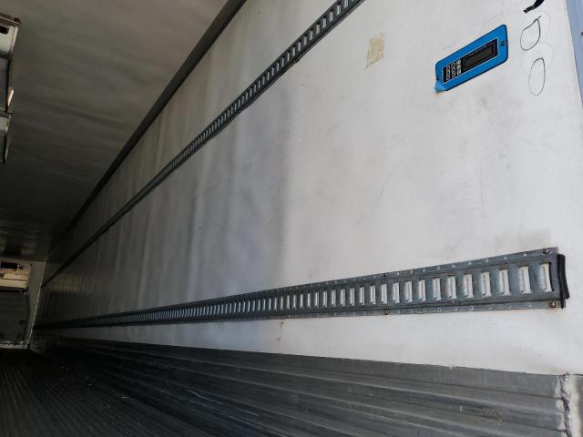 1UYVS2534CM431812 - 2012 UTILITY VS2RA WHITE photo 5