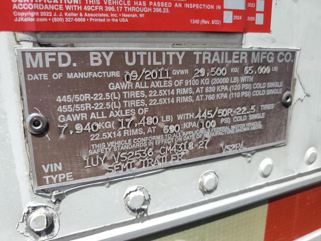 1UYVS2536CM431827 - 2012 UTILITY VS2RA WHITE photo 10