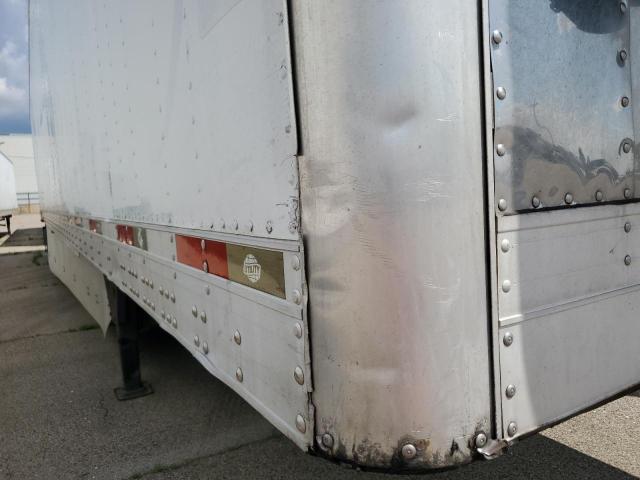 1UYVS2539CM431823 - 2012 UTILITY VS2RA WHITE photo 9