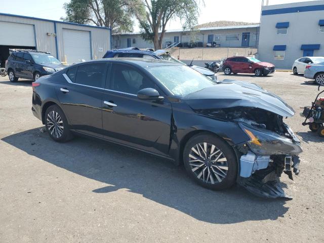 1N4BL4DV5PN403391 - 2023 NISSAN ALTIMA SV BLACK photo 4