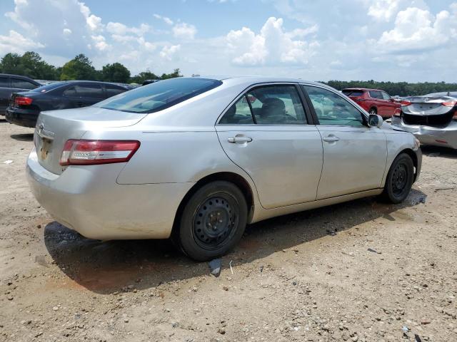 4T1BF3EK9AU017193 - 2010 TOYOTA CAMRY BASE SILVER photo 3