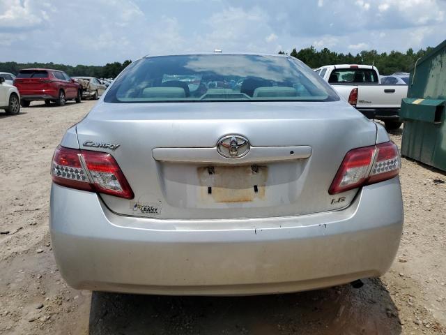 4T1BF3EK9AU017193 - 2010 TOYOTA CAMRY BASE SILVER photo 6
