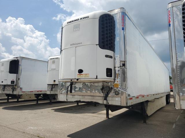 1UYVS2537CM431819 - 2012 UTILITY VS2RA WHITE photo 2