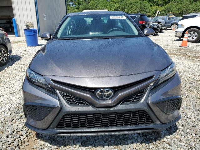 4T1G11AK5RU894080 - 2024 TOYOTA CAMRY SE NIGHT SHADE CHARCOAL photo 5