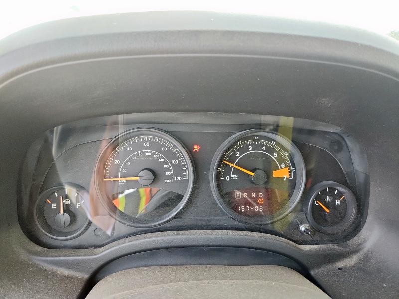 1C4NJPBA5FD171295 - 2015 JEEP PATRIOT SPORT WHITE photo 9