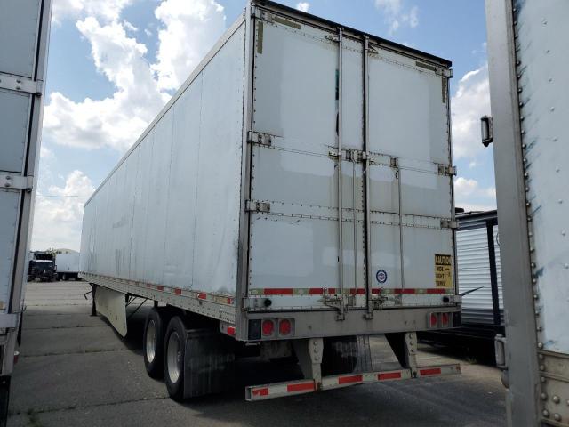 1UYVS253XCM431815 - 2012 UTILITY VS2RA WHITE photo 3