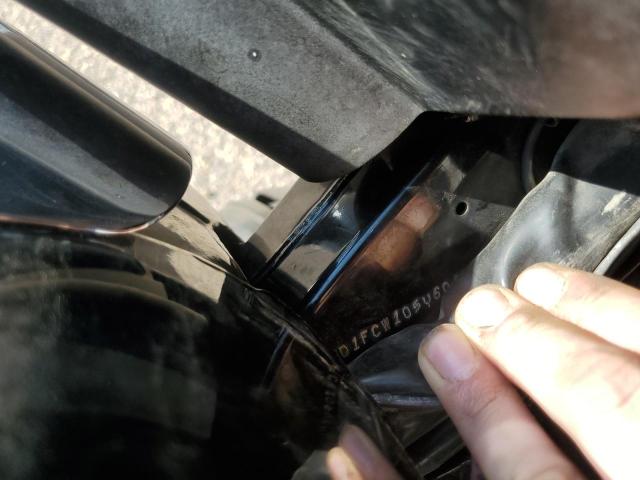 1HD1FCW105Y604370 - 2005 HARLEY-DAVIDSON FLHTCUI 黑色 照片 10