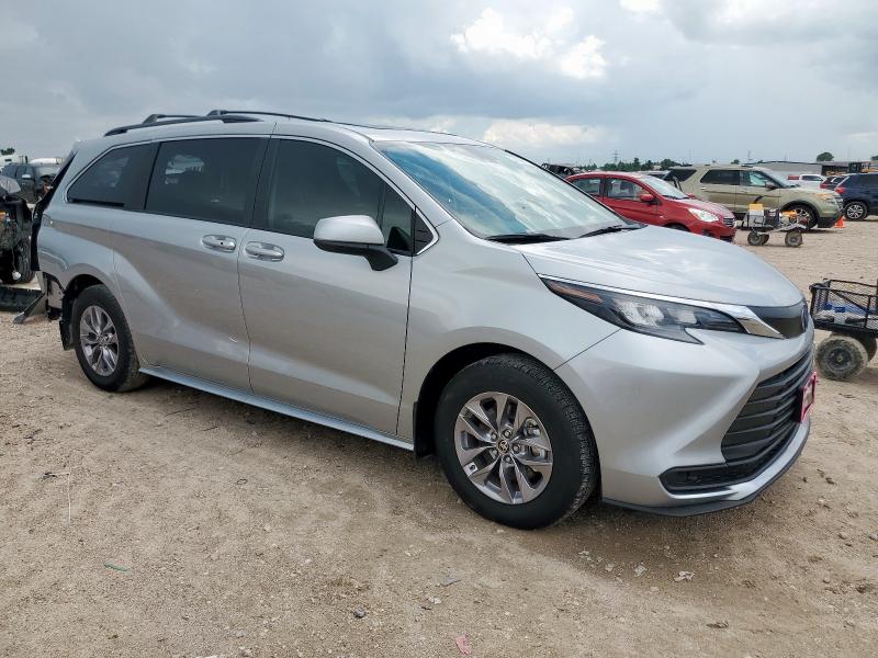 5TDBRKEC0SS255230 - 2025 TOYOTA SIENNA LE GRAY photo 4