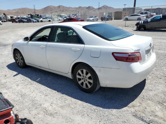 4T1BE46K47U571872 - 2007 TOYOTA CAMRY CE WHITE photo 2