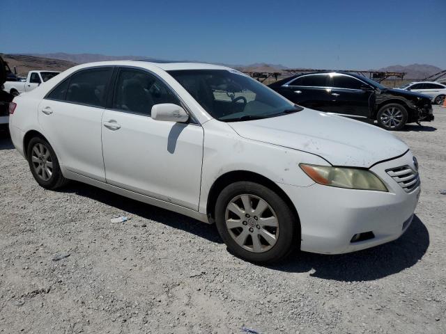 4T1BE46K47U571872 - 2007 TOYOTA CAMRY CE WHITE photo 4