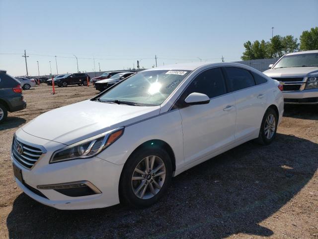 5NPE24AF4FH153213 - 2015 HYUNDAI SONATA SE WHITE photo 1