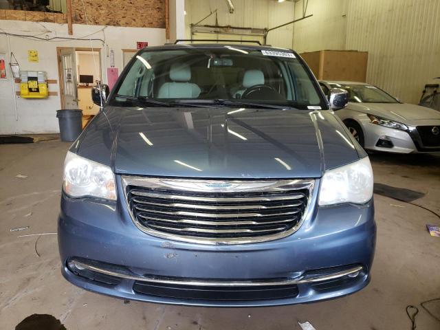 2A4RR8DG0BR779938 - 2011 CHRYSLER TOWN & COU TOURING L BLUE photo 5