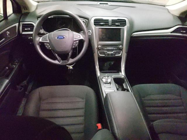 3FA6P0H73HR395428 - 2017 FORD FUSION SE GRAY photo 8