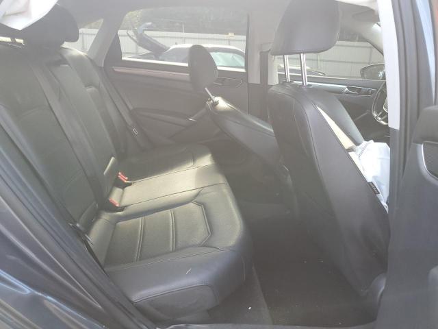 1VWDT7A38HC046600 - 2017 VOLKSWAGEN PASSAT R-LINE Boz foto 10