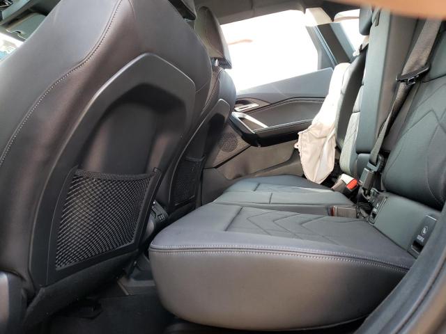 WBX73EF07P5W45237 - 2023 BMW X1 XDRIVE28I SILVER photo 10