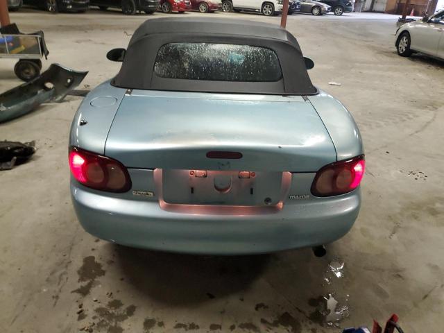 JM1NB353120224160 - 2002 MAZDA MX-5 MIATA BASE BLUE photo 6