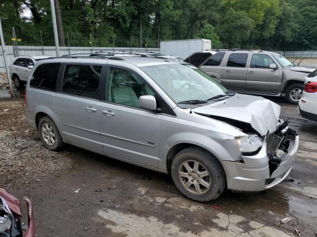 2A8HR54P78R749532 - 2008 CHRYSLER TOWN & COU TOURING SILVER photo 4
