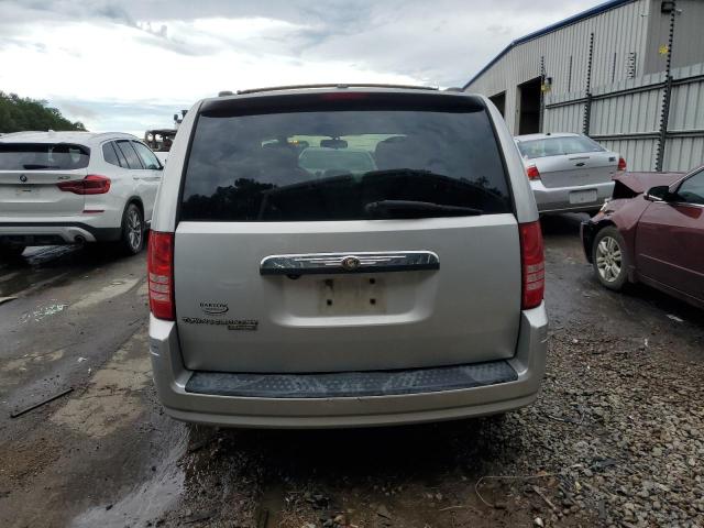 2A8HR54P78R749532 - 2008 CHRYSLER TOWN & COU TOURING SILVER photo 6