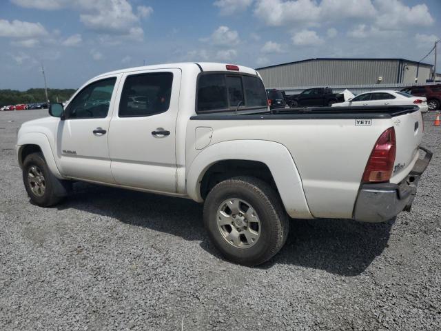 3TMJU62N27M047607 - 2007 TOYOTA TACOMA DOUBLE CAB PRERUNNER WHITE photo 2