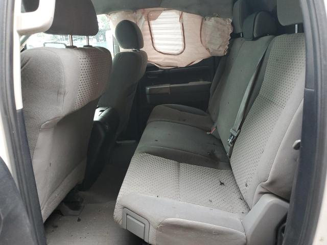 5TFUM5F17AX014182 - 2010 TOYOTA TUNDRA DOUBLE CAB SR5 WHITE photo 10