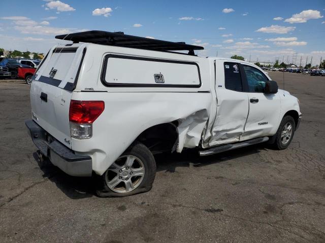 5TFUM5F17AX014182 - 2010 TOYOTA TUNDRA DOUBLE CAB SR5 WHITE photo 3
