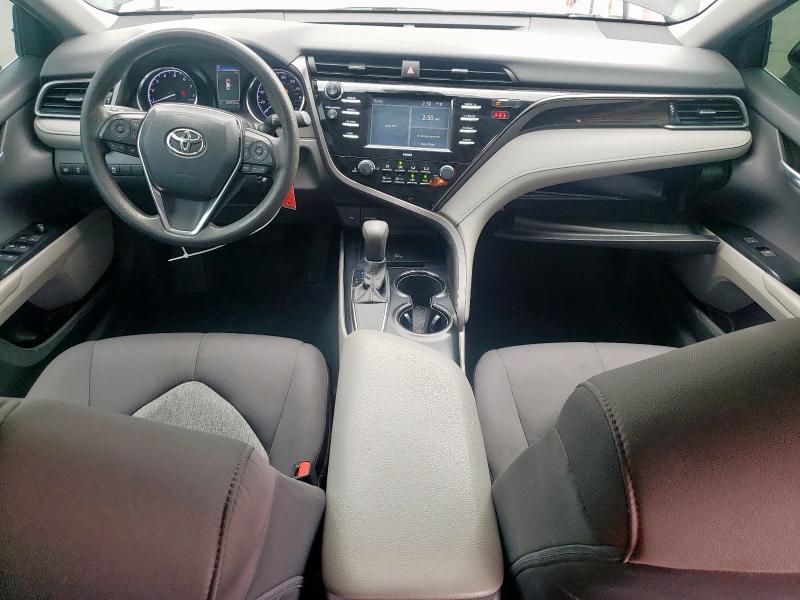 4T1C11AK0LU938427 - 2020 TOYOTA CAMRY LE BLACK photo 8