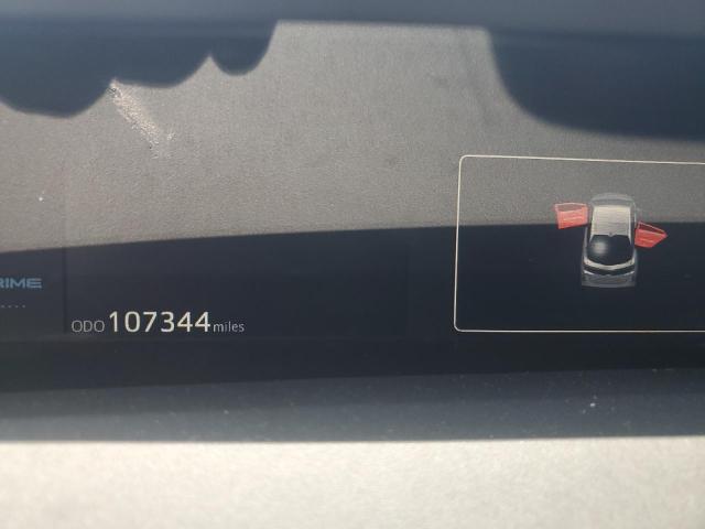 JTDKARFP8H3003754 - 2017 TOYOTA PRIUS PRIM 灰色 照片 9