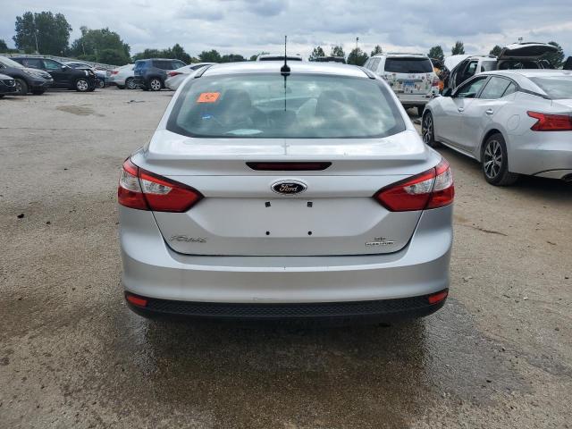 1FAHP3F29CL414153 - 2012 FORD FOCUS SE SILVER photo 6