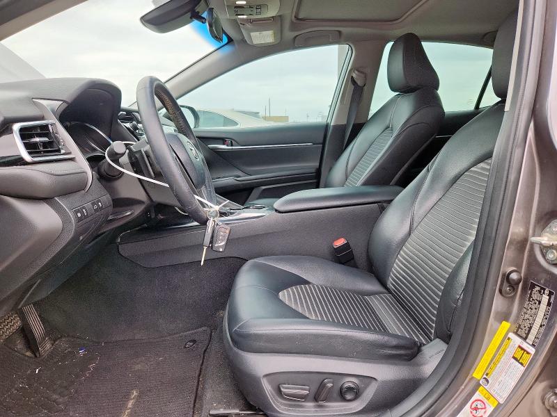 4T1B11HK0JU095795 - 2018 TOYOTA CAMRY L 灰色 照片 7