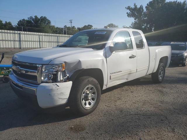 1GCRCREAXBZ408444 - 2011 CHEVROLET SILVERADO C1500  LS WHITE photo 1