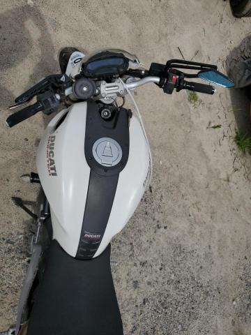 ZDM1RADN2CB059361 - 2012 DUCATI MONSTER 696 WHITE photo 5