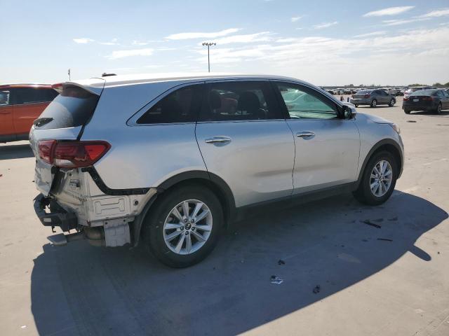 5XYPG4A55LG680827 - 2020 KIA SORENTO S SILVER photo 3