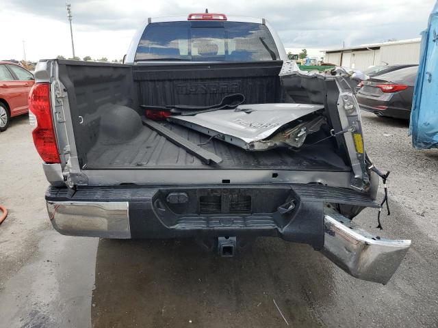 5TFUY5F14LX918935 - 2020 TOYOTA TUNDRA DOUBLE CAB SR/SR5 SILVER photo 6