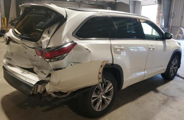 5TDJKRFH9FS073552 - 2015 TOYOTA HIGHLANDER XLE WHITE photo 3
